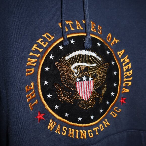 Vintage Embroidered Hoodie‎ - Picture 2 of 4